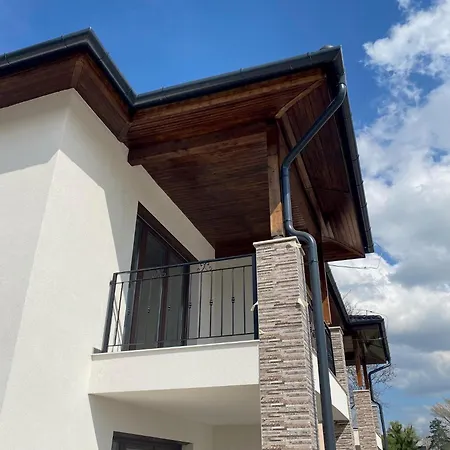 شقة Sunshine At The Balaton - 100m From The Beach, Walking Distance From Centrum, Shops And Restaurants بالاتوليلّي